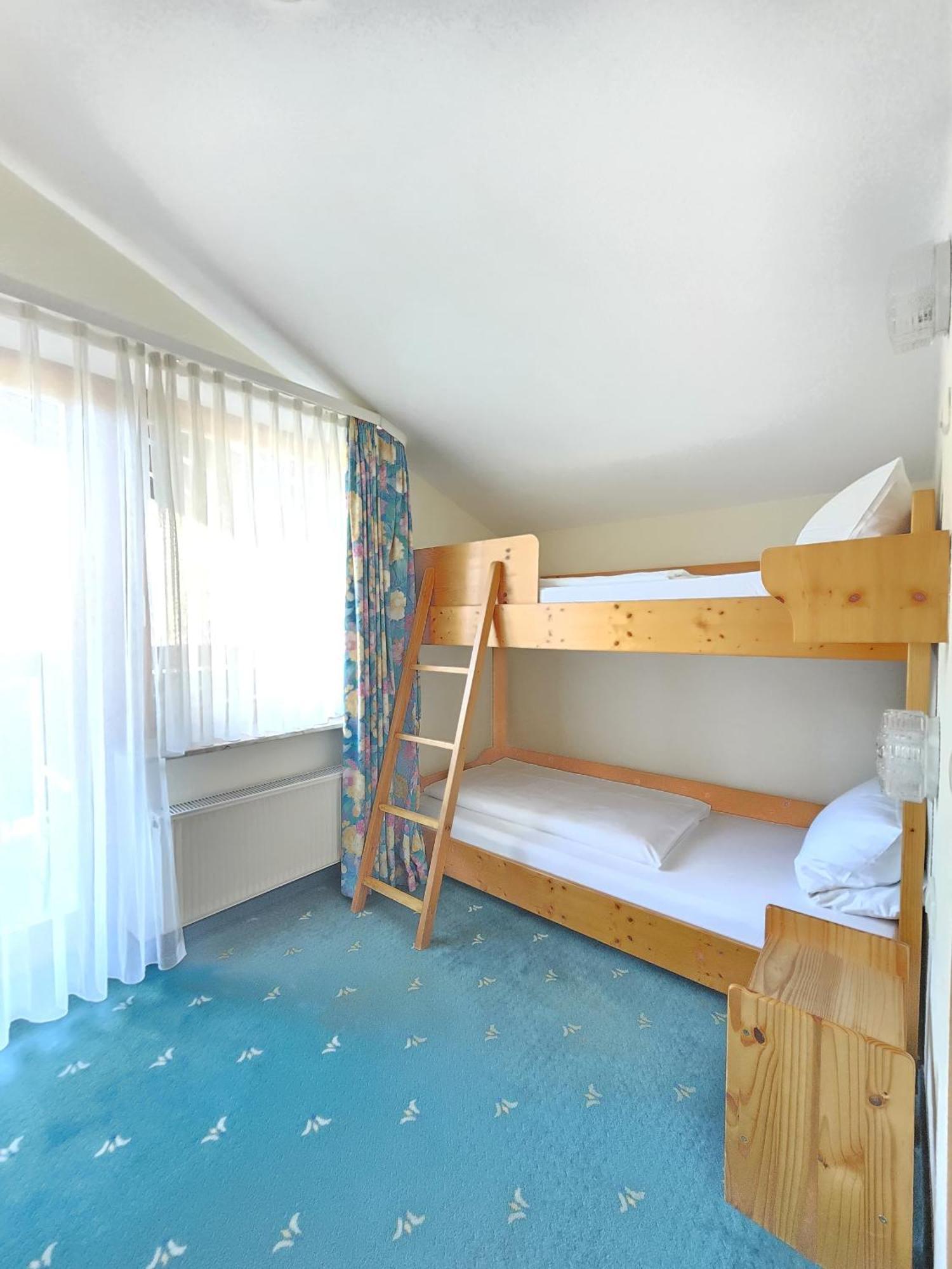 Holzschuhs Schwarzwaldhotel Baiersbronn Luaran gambar