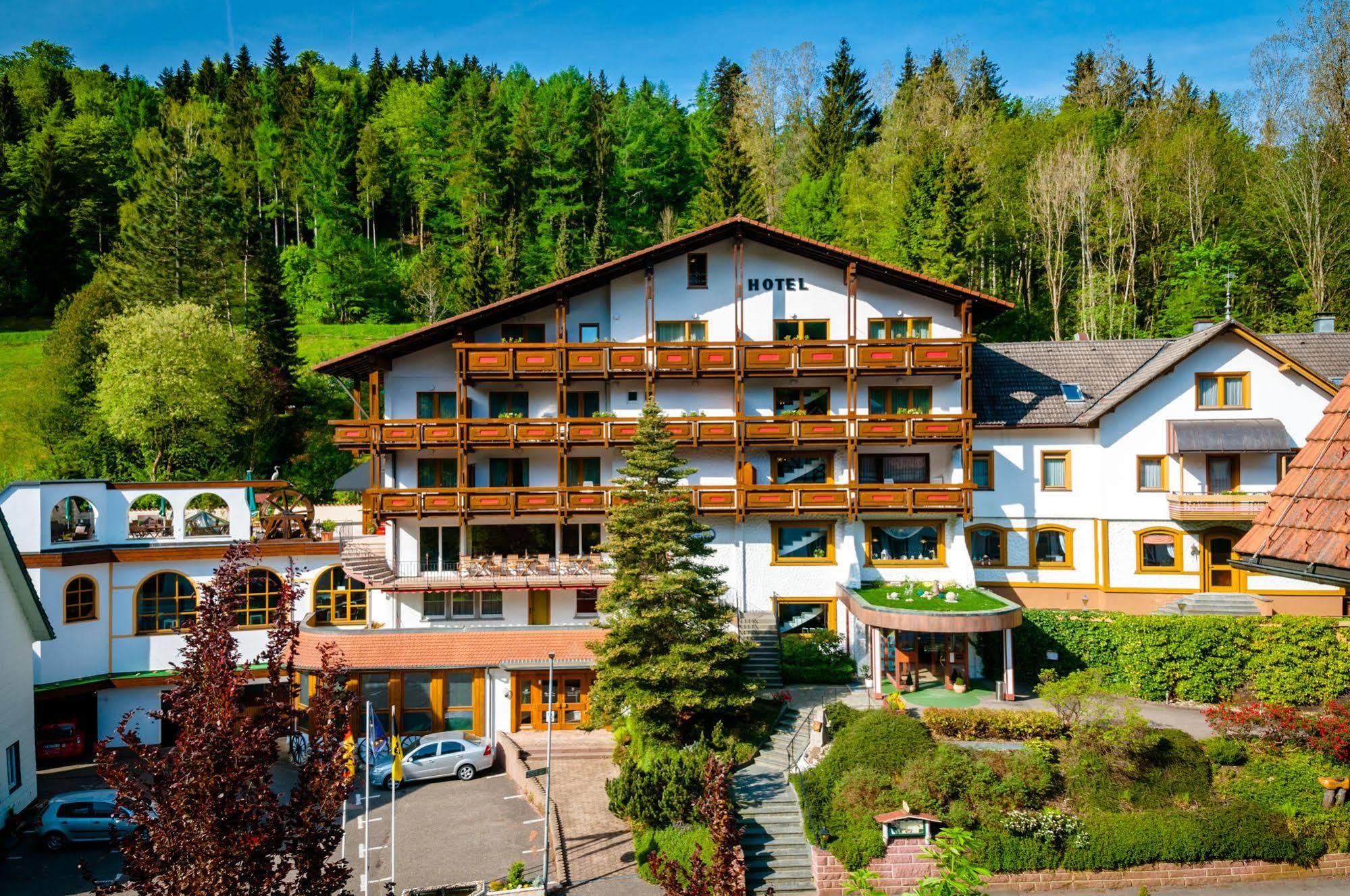 Holzschuhs Schwarzwaldhotel Baiersbronn Luaran gambar